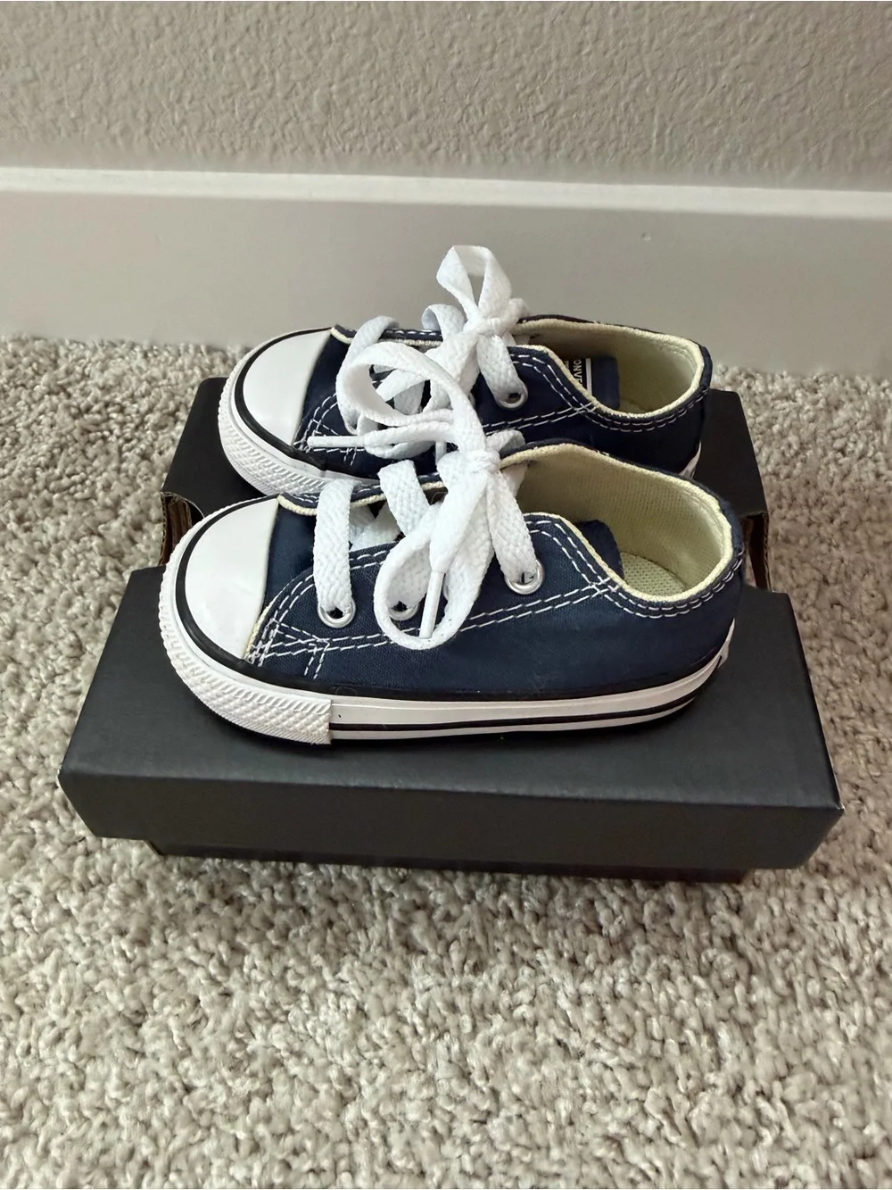 Converse kids low